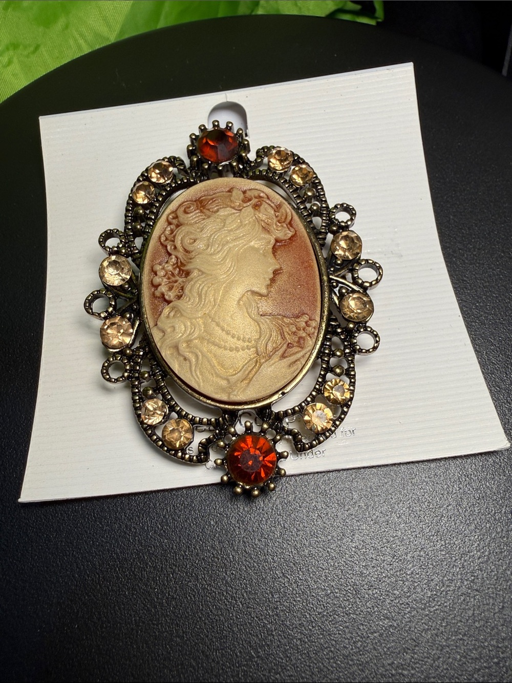 vintage style brown brooch
